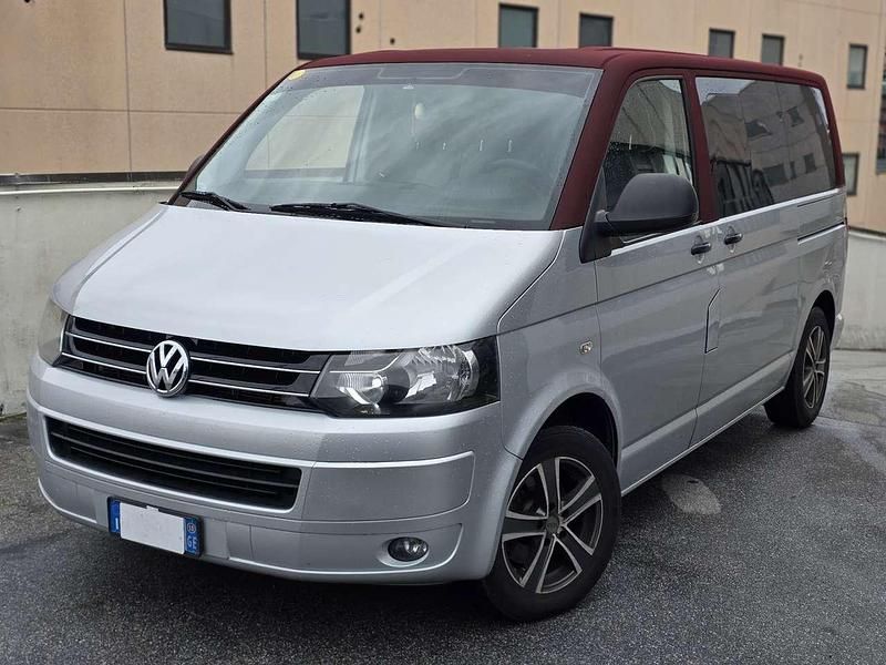 Usata VW T5 102 CV (75 kW) 2010 Argento Furgone