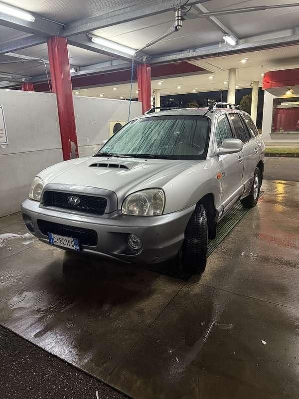 Usata 2004 Hyundai Santa Fe SUV | 2350 € (Buon prezzo) - Immagine 1/4
