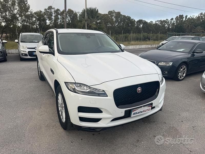 Usata Jaguar F-Pace Prestige 180 CV (132 kW) 2016 Bianco SUV