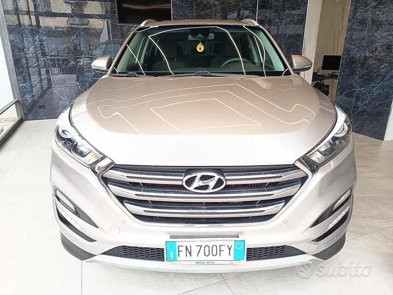 Usata Hyundai Tucson Xpossible 141 CV (103 kW) 2018 Marrone SUV