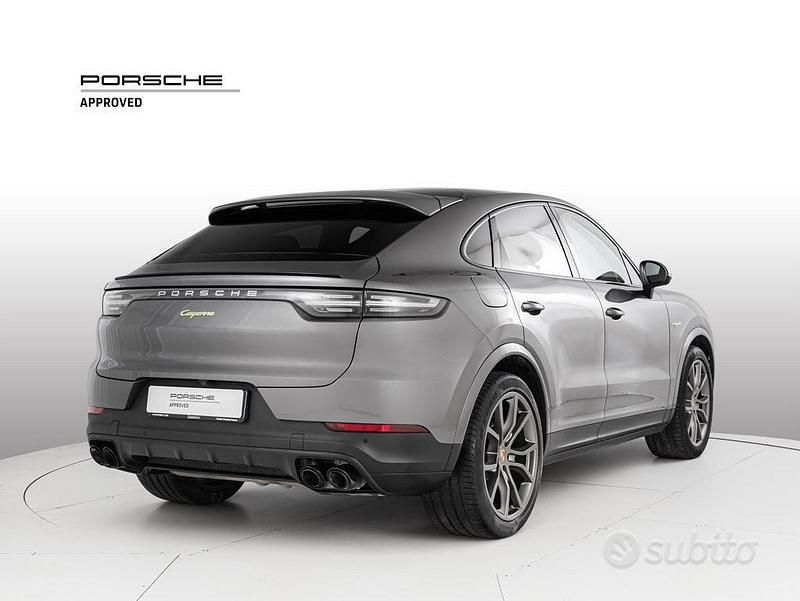 Usata Porsche Cayenne 2020 Grigio SUV