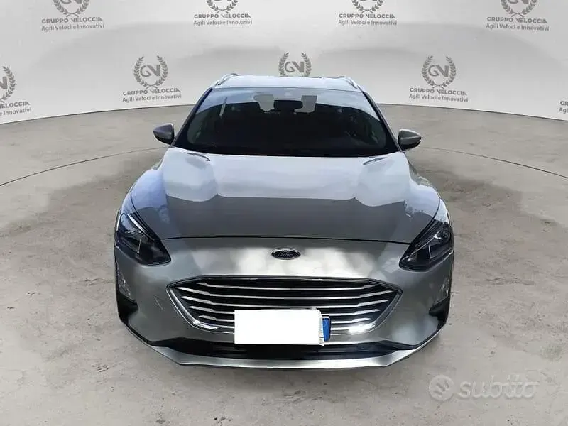 Usata Ford Focus Business Edition 120 CV (88 kW) 2022 Argento Station wagon