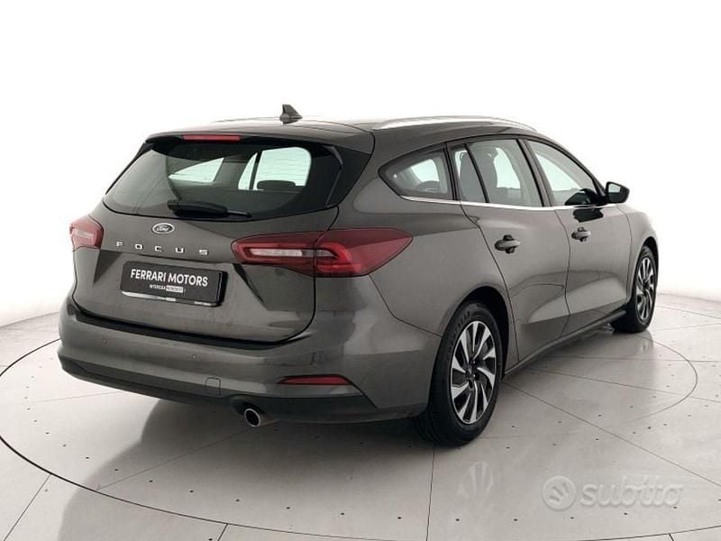 Usata Ford Focus Titanium 115 CV (84 kW) 2025 Grigio Station wagon