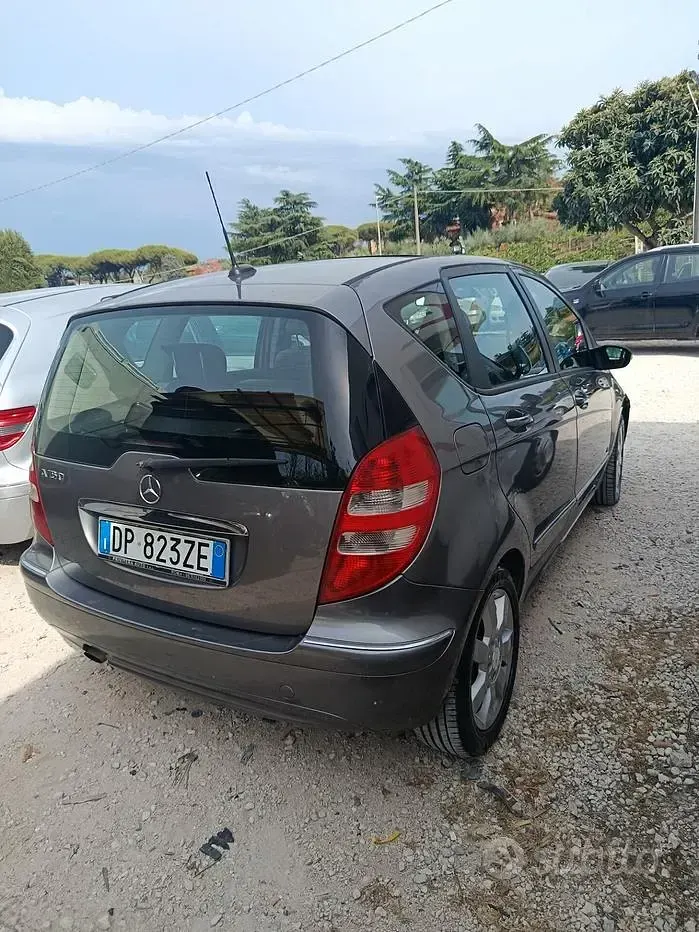 Usata Mercedes A150 Avantgarde 95 CV (69 kW) 2008 Grigio Berlina