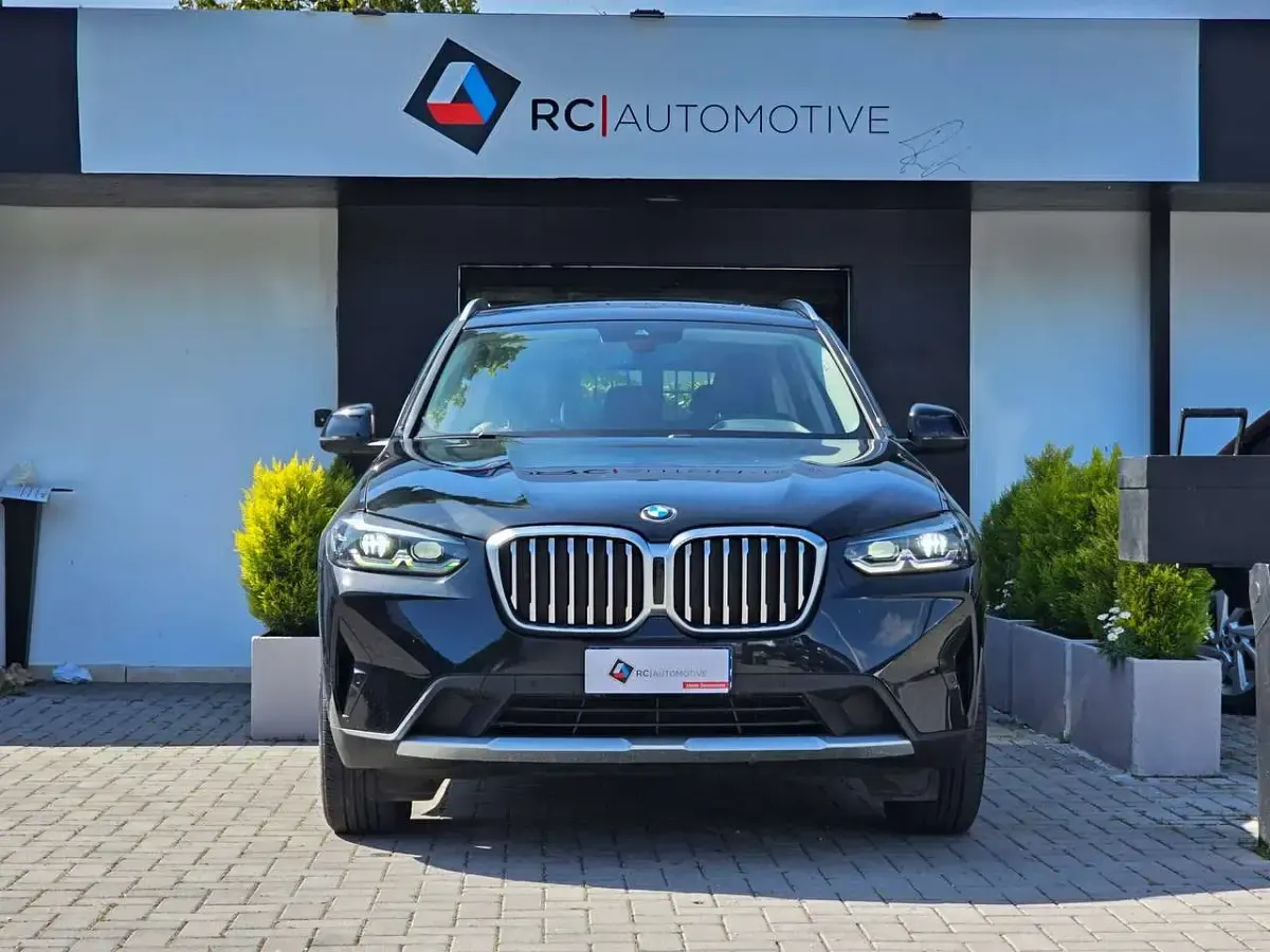 Usata BMW X3 190 CV (139 kW) 2022 Black sapphire metallic SUV