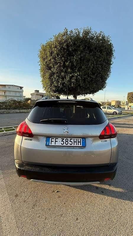 Usata Peugeot 2008 GT-line 99 CV (72 kW) 2017 SUV