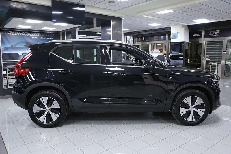 Usata Volvo XC40 Core 180 CV (132 kW) 2023 Nero SUV