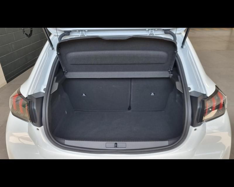 Brugt Peugeot 208 Allure 100 HK (73 kW) 2022 Hvid Hatchback