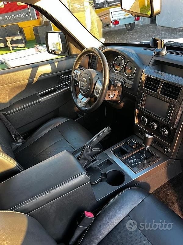 Second-hand Jeep Cherokee 200 CP (147 kW) 2013 SUV