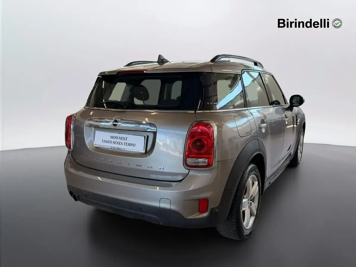 Usata Mini One Countryman 102 CV (75 kW) 2018 Argento SUV