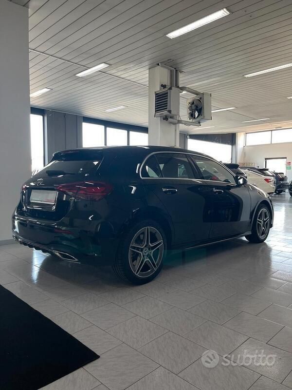 Usata Mercedes A250 AMG Line Premium Plus 163 CV (119 kW) 2023 Nero Berlina