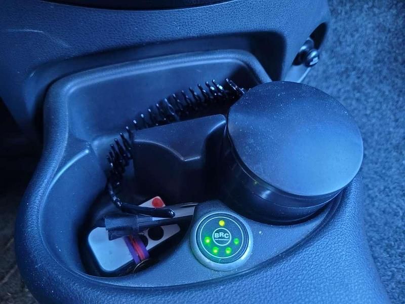 Usata Nissan Micra Acenta 80 CV (58 kW) 2015 Utilitaria