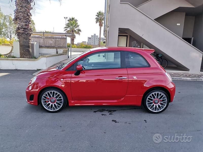 Usata Abarth 500 135 CV (99 kW) 2009 Rosso Utilitaria