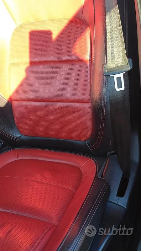 Usata Jaguar XE 300 CV (220 kW) 2018 Grigio Berlina