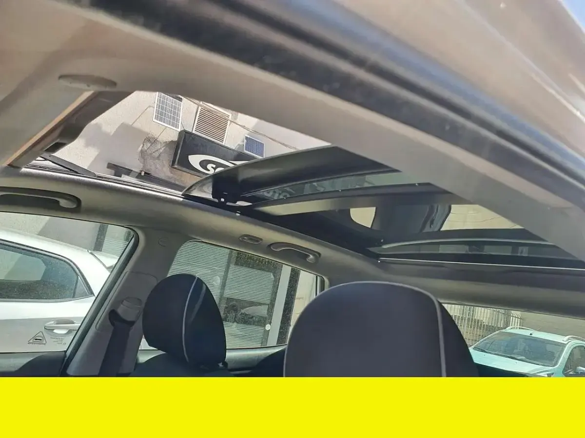 Usata Kia Venga 90 CV (66 kW) 2010 Other Utilitaria