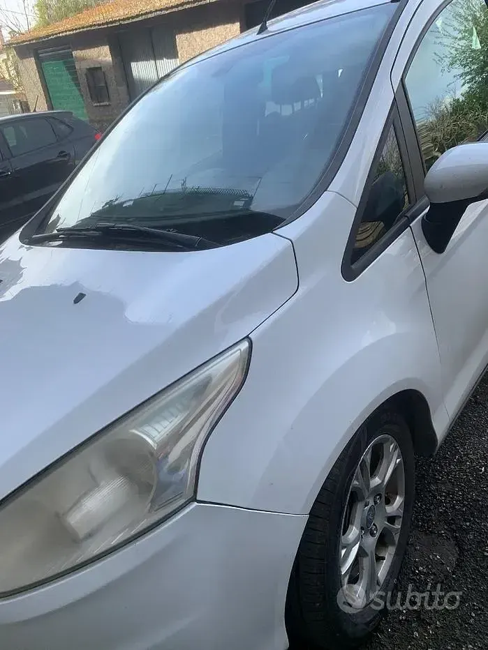 Usata Ford B-MAX 90 CV (66 kW) 2013 Bianco Monovolume