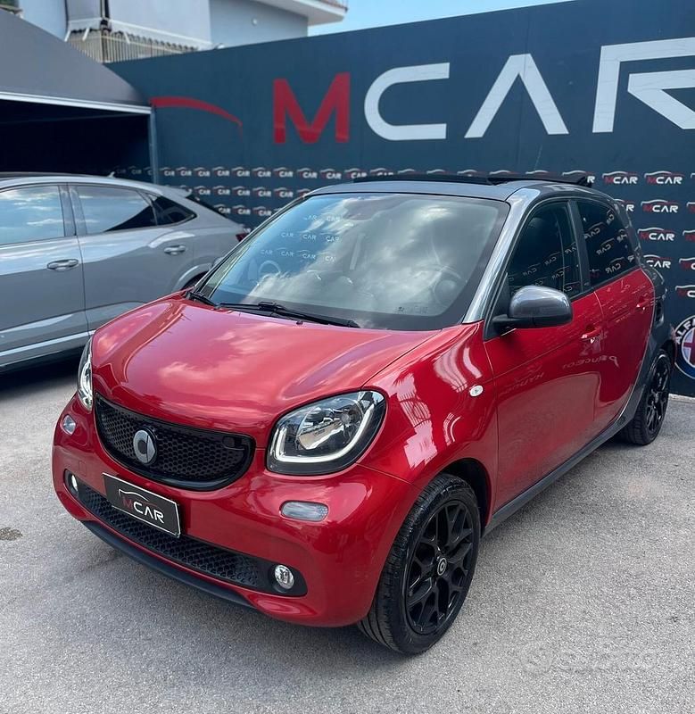 Usata Smart ForFour Prime 90 CV (66 kW) 2016 Rosso Utilitaria