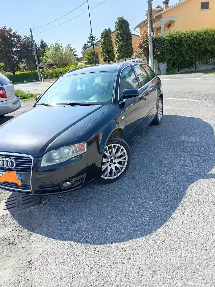 Usata Audi A4 90 CV (66 kW) 2005 Nero Station wagon