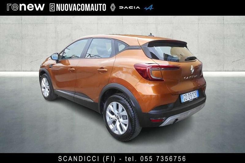 Usata Renault Captur Zen 101 CV (74 kW) 2021 Orange atacama SUV