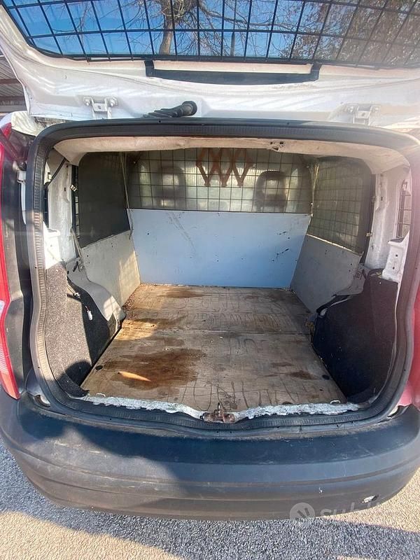 Usata Fiat Panda 70 CV (51 kW) 2006 Utilitaria