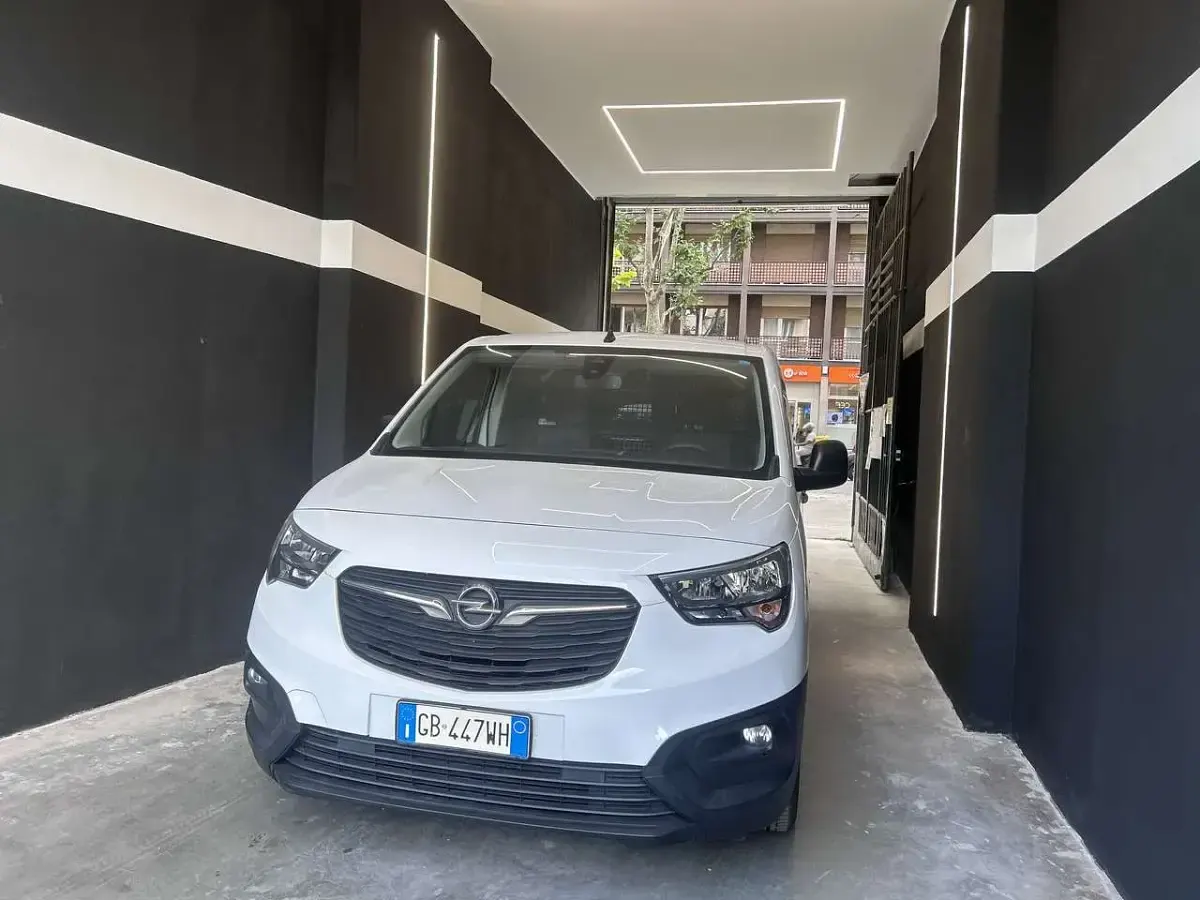 Usata Opel Combo 136 CV (100 kW) 2020 Bianco Monovolume