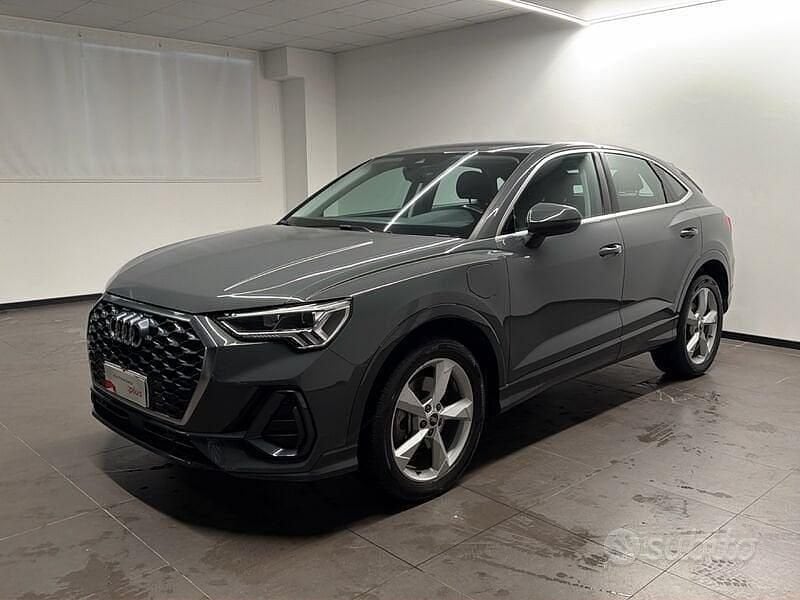 Grigio Usata 2021 Audi Q3 Sportback Business Plus SUV | 30.500 € (Super prezzo) - Immagine 1/4