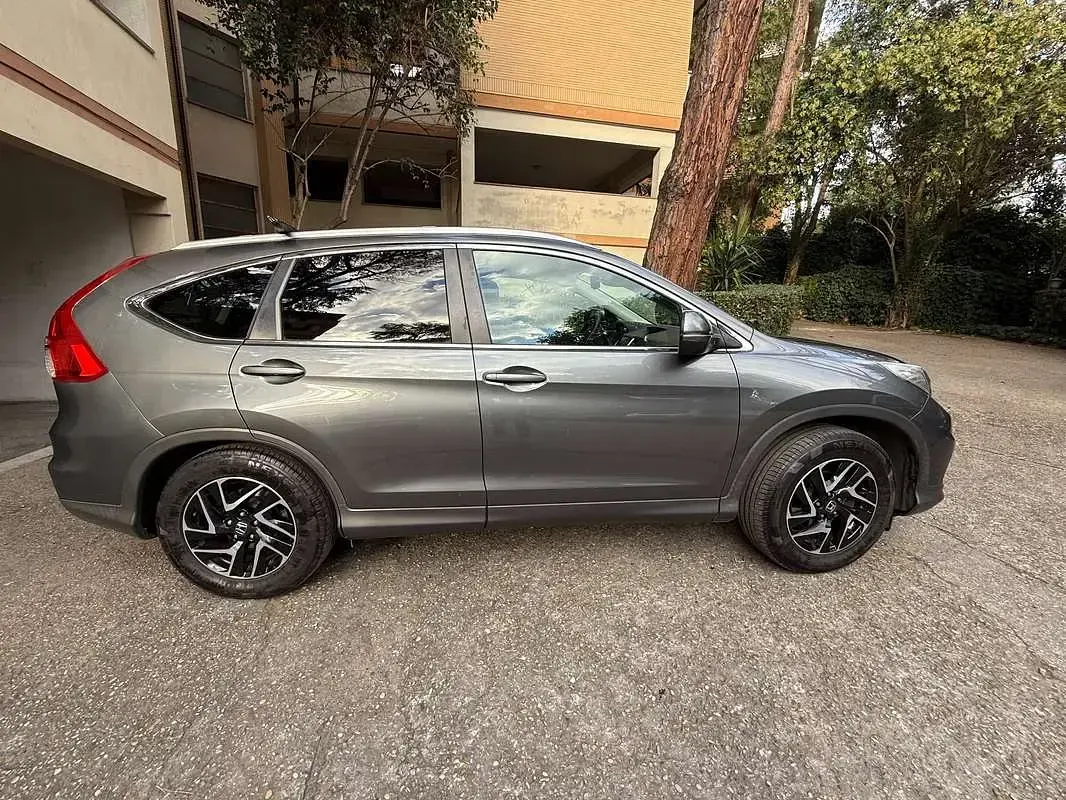Usata Honda CR-V Comfort 120 CV (88 kW) 2018 Grigio SUV