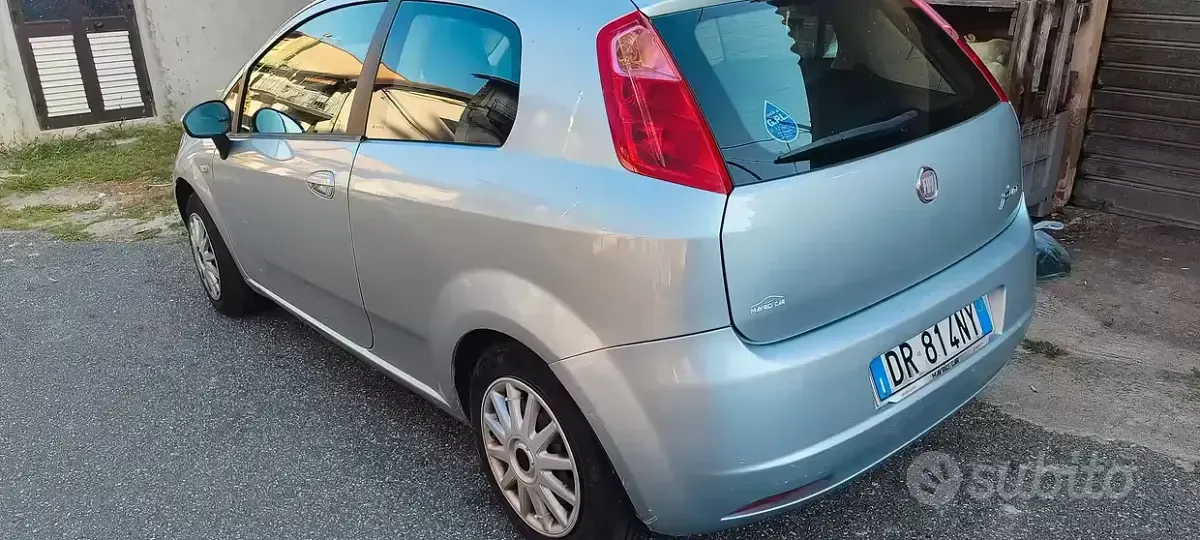 Usata Fiat Grande Punto 65 CV (47 kW) 2008 Grigio Utilitaria