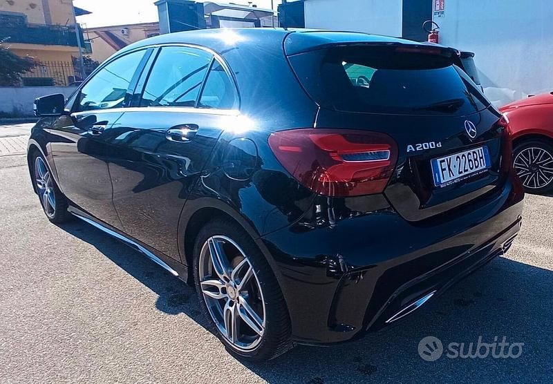 Usata Mercedes A200 AMG 136 CV (100 kW) 2016 Nero Berlina