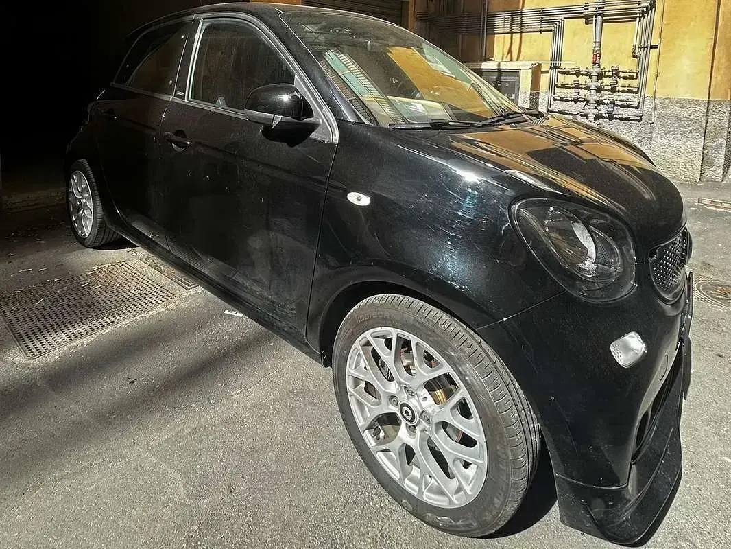 Usata Smart ForFour Passion 71 CV (52 kW) 2019 Nero Utilitaria