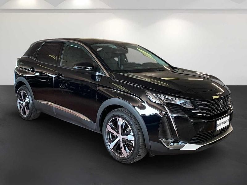 Usata Peugeot 3008 Allure 131 CV (96 kW) 2023 Nero SUV