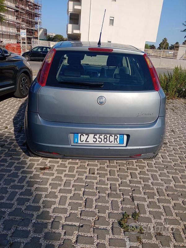Usata Fiat Punto 2005 Grigio Utilitaria