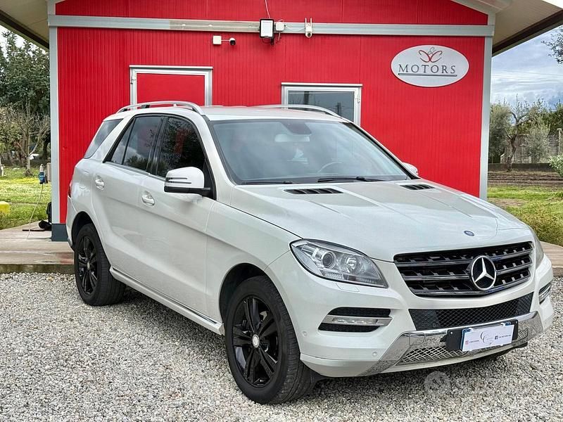 Usata Mercedes ML250 Premium 203 CV (149 kW) 2013 Bianco SUV