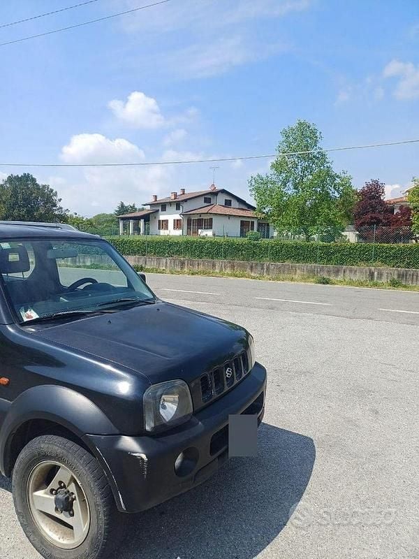 Usata Suzuki Jimny 2004 Nero SUV