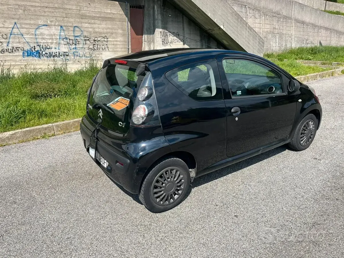 Gebraucht Citroën C1 68 PS (50 kW) 2010 Schwarz Kleinwagen