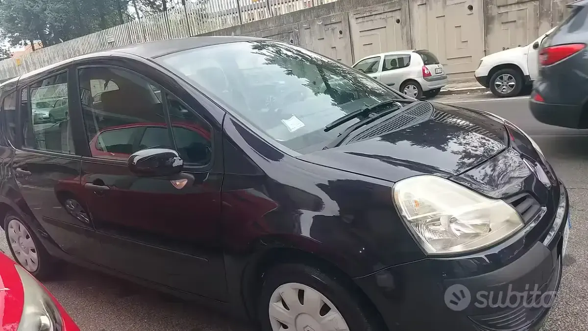 Usata Renault Modus 85 CV (62 kW) 2010 Blu Monovolume