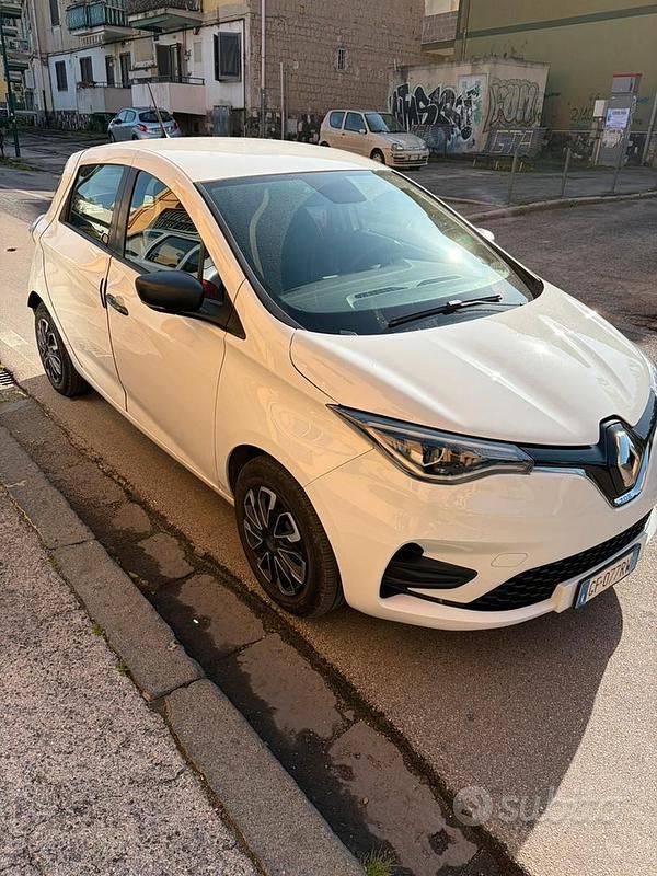 Usata Renault Zoe 80 kW (109 CV) 2021 Bianco Utilitaria