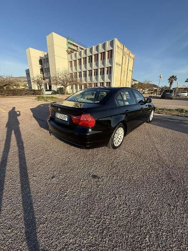 Usata BMW 320 177 CV (130 kW) 2009 Berlina