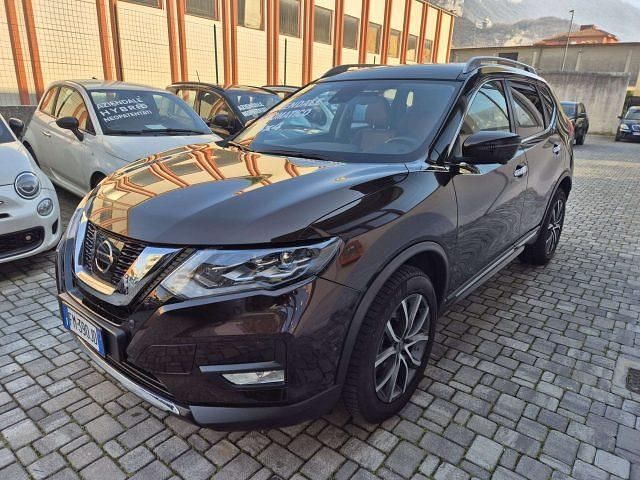 Usata Nissan X-Trail Tekna 177 CV (130 kW) 2018 Marrone SUV