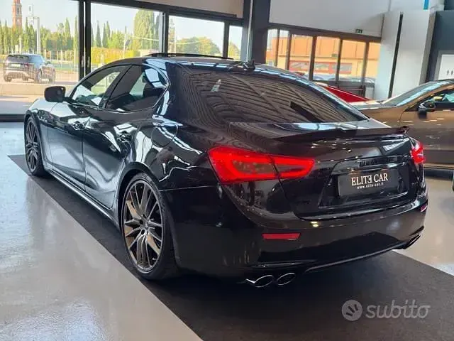 Usata Maserati Ghibli 411 CV (302 kW) 2016 Nero Berlina