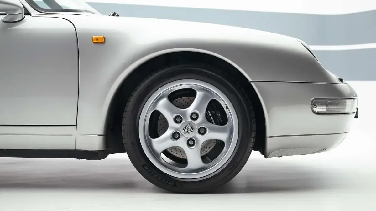 Usata Porsche 993 286 CV (210 kW) 1998 Grigio metallizzato Coupé