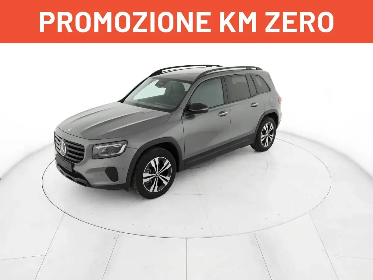 Nuova Mercedes GLB200 Advanced Plus 150 CV (110 kW) 2026 Grigio montagna SUV