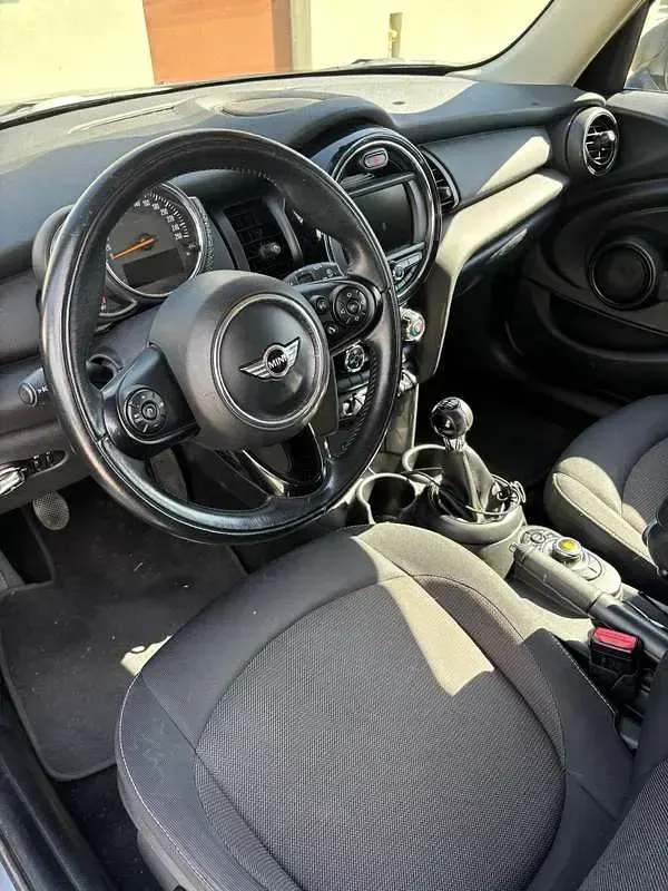 Usata Mini One D 95 CV (69 kW) 2017 Nero Utilitaria