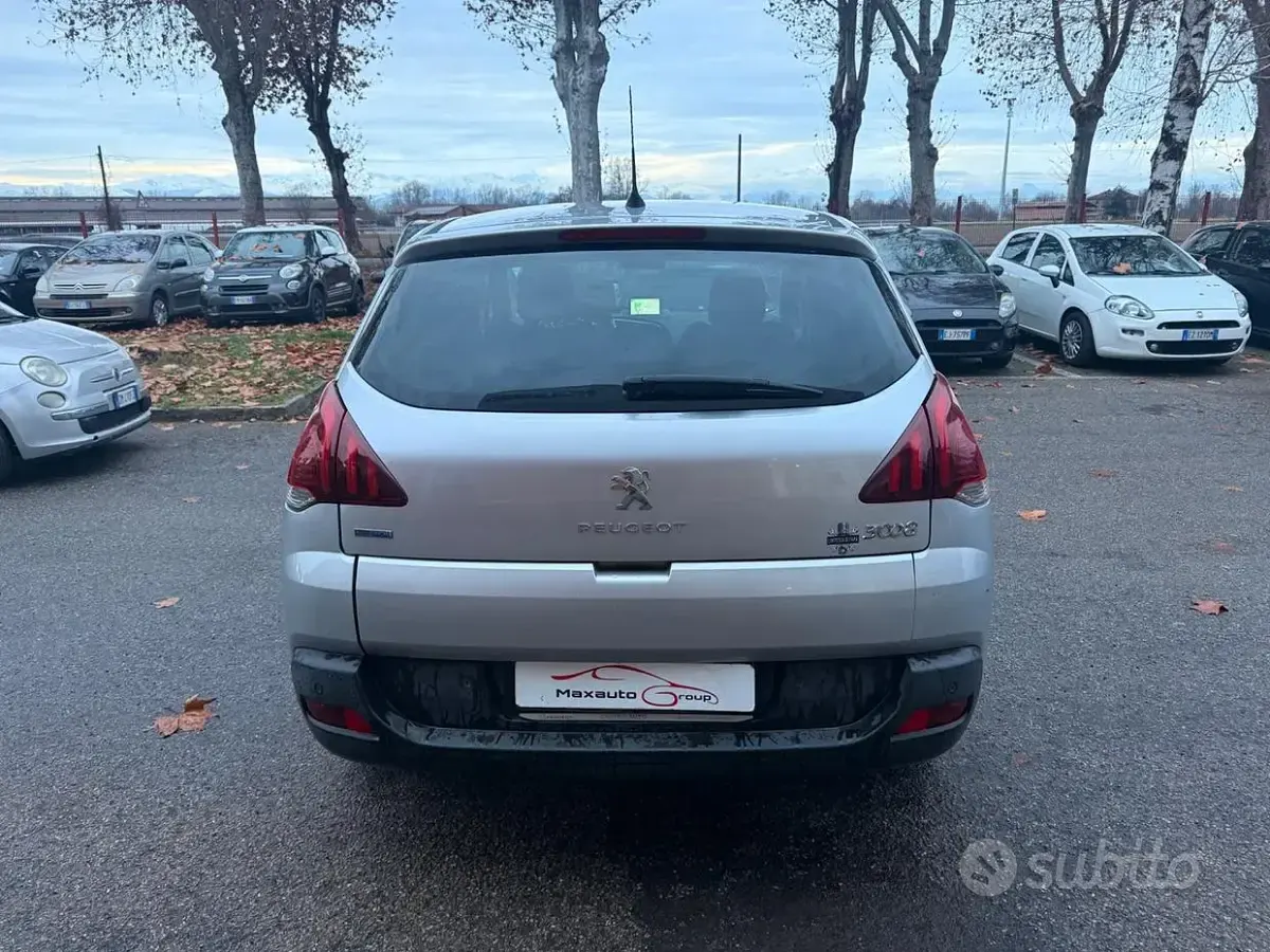 Usata Peugeot 3008 Allure 120 CV (88 kW) 2016 Grigio SUV