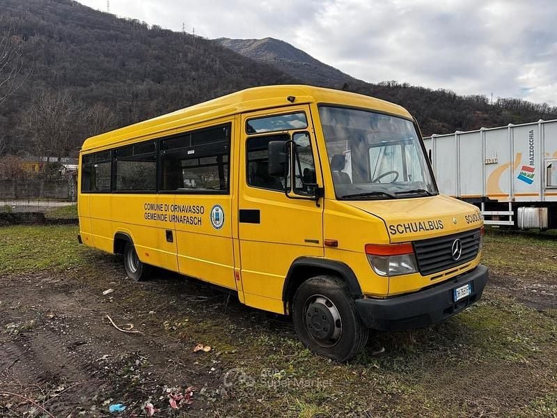 Giallo Usata 2007 Mercedes Sprinter Furgone | 12.000 € (Cara) - Immagine 1/4