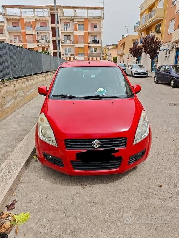 Usata Suzuki Splash 65 CV (47 kW) 2009 Rosso Utilitaria