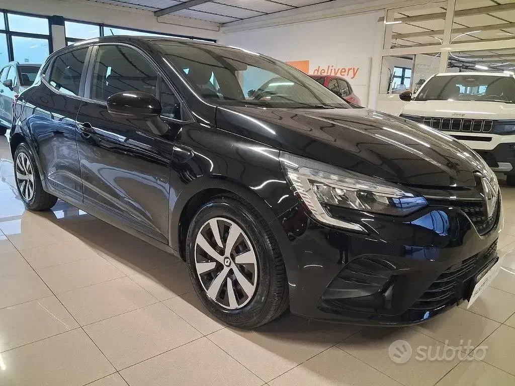 Usata Renault Clio V Techno 101 CV (74 kW) 2023 Nero Berlina