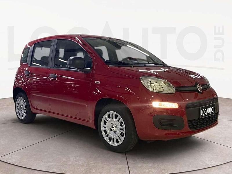 Nouvelle Fiat Panda Icon 69 ch (50 kW) 2025 Rouge Berline