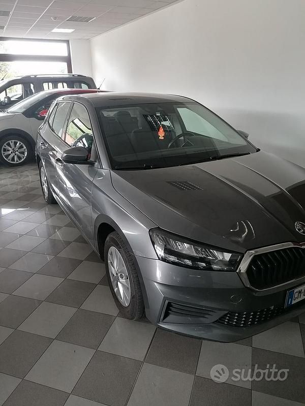 Usata Skoda Fabia Ambition 65 CV (47 kW) 2023 Grigio Utilitaria