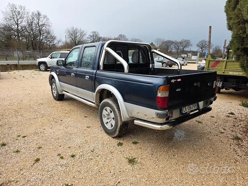 Usata Ford Ranger XLT 109 CV (80 kW) 2004 Blu Pick-up